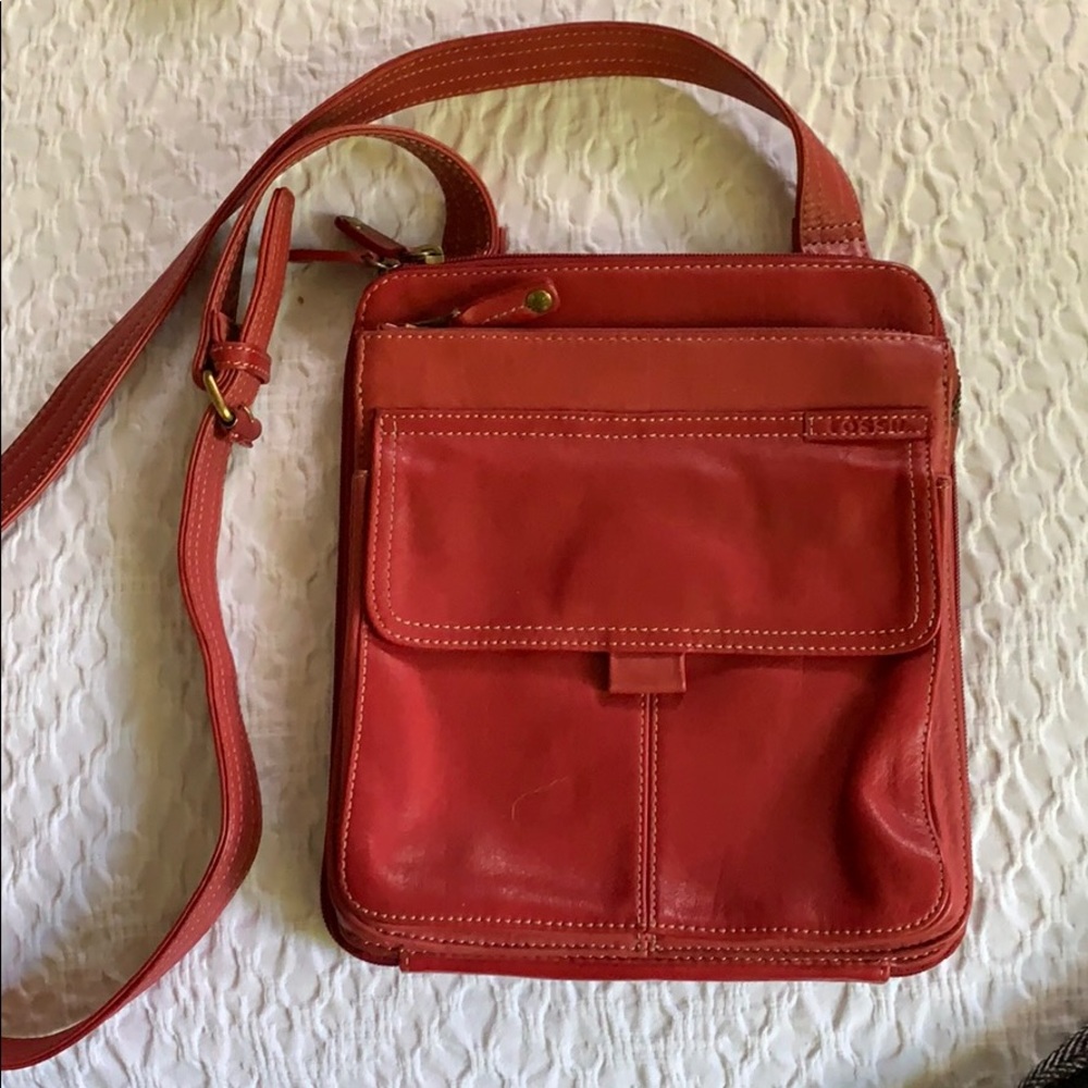 Cross body bag by Fossil. Great summer purse